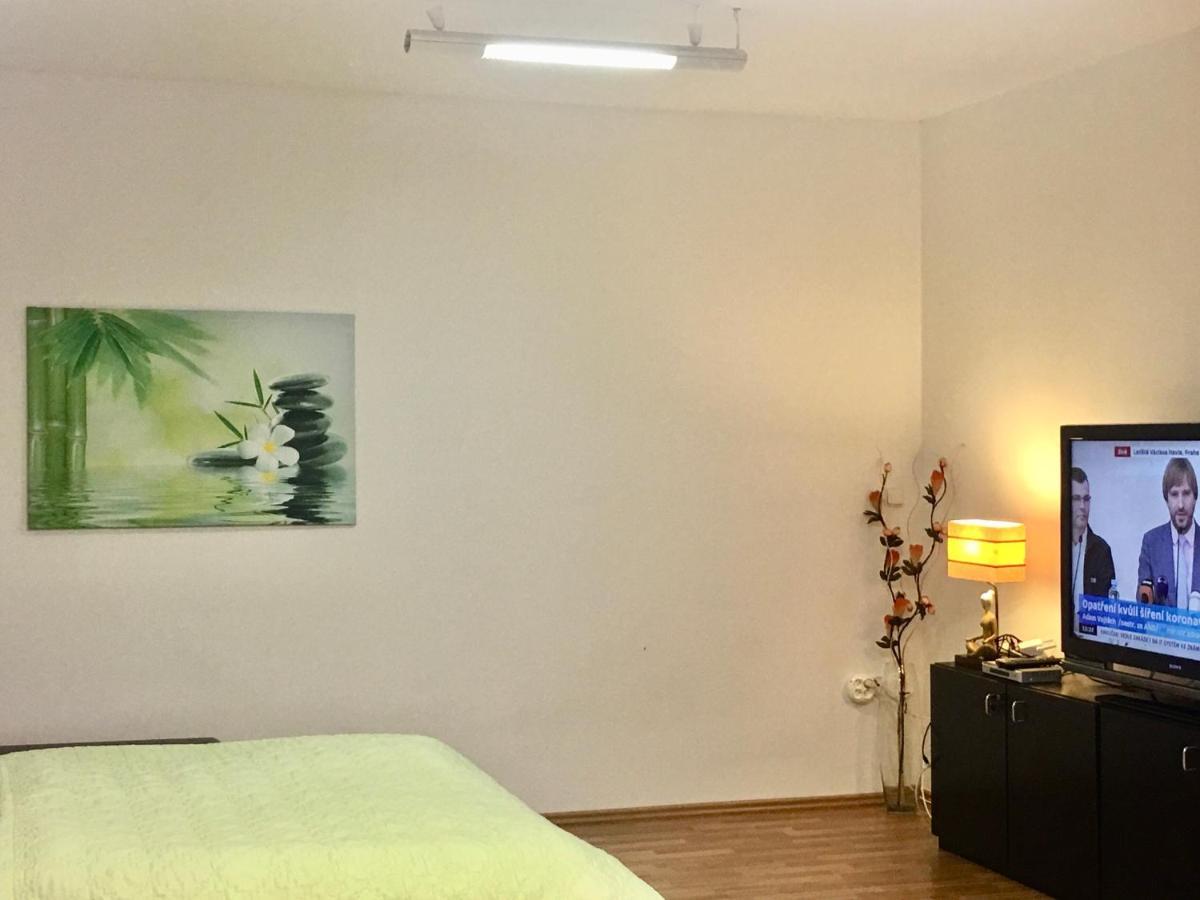 Klidne A Utulne Ubytovani Brno Stary Liskovec ภายนอก รูปภาพ